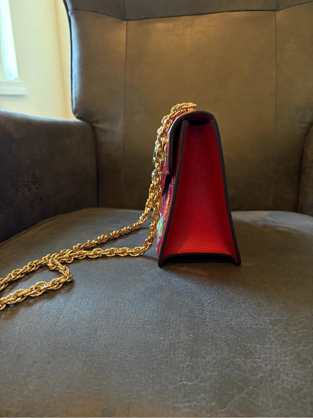Gucci Red Floral Embroidered Shoulder Bag with Crystal Double G